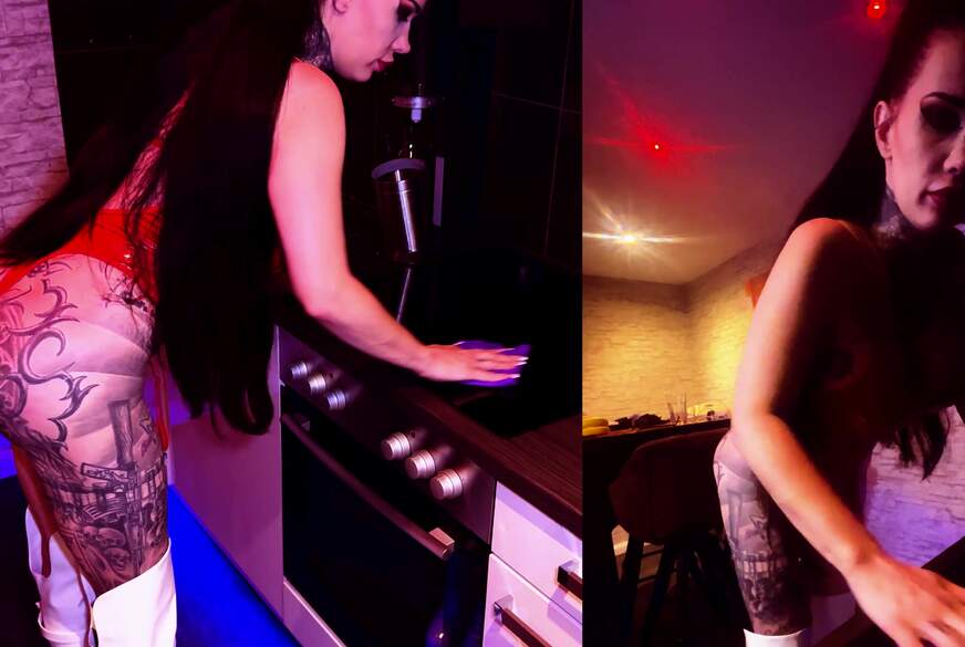 MissAlessaMilano: 12. Adventskalender 2025 - H**t D***y
