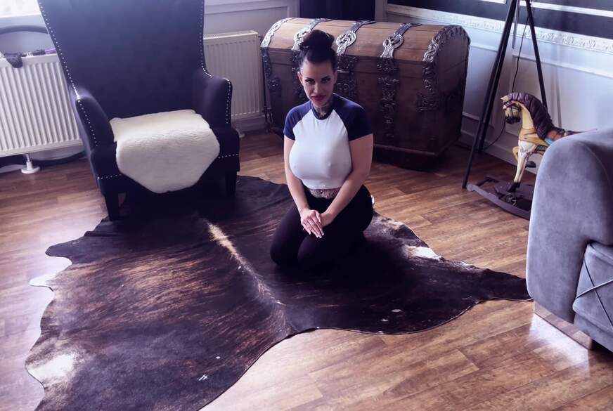 MissAlessaMilano: Heiße Hausfrau