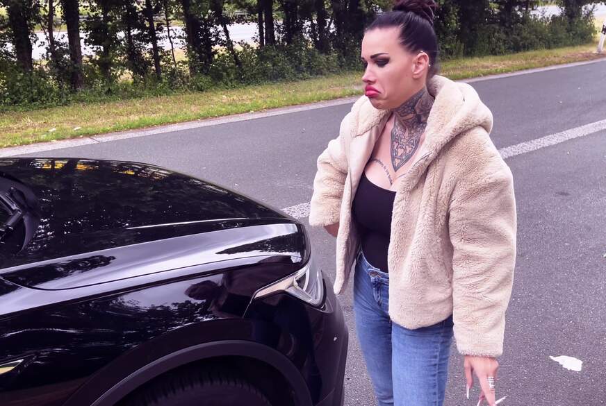 MissAlessaMilano: Unbekannt Mitfahrer bekommt kostenlos B**wjobs