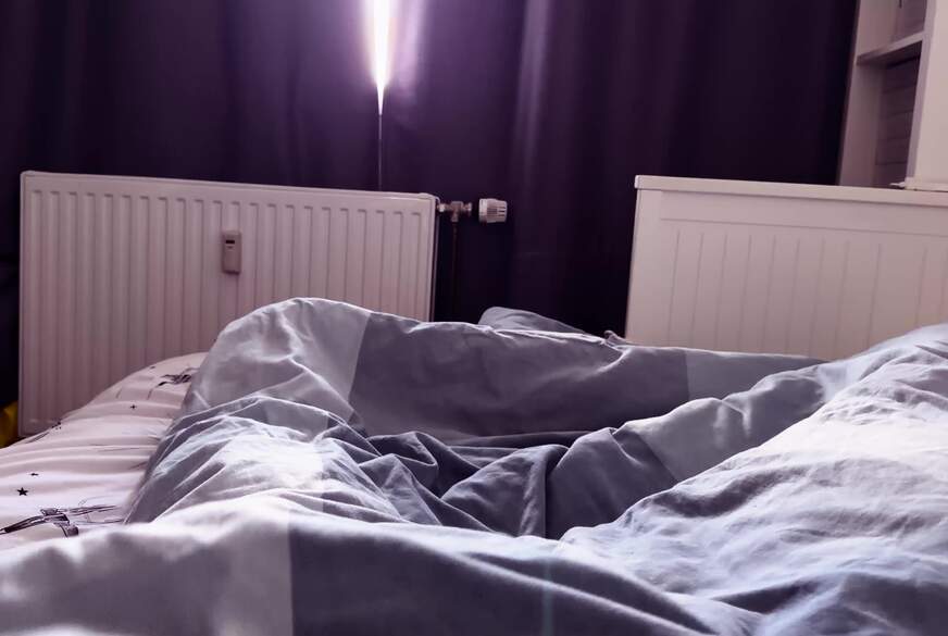 MissAlessaMilano: Heiße Stiefs**n spontan im Bett