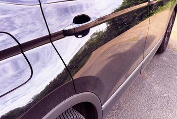 Wurde im Auto g******n erwischt
