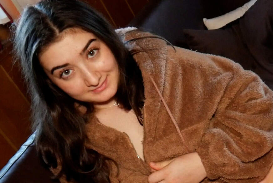 LeahSnuSnu: Fetisch entlarvt?! ich lasse mich in meiner Fleecejacke f****n!