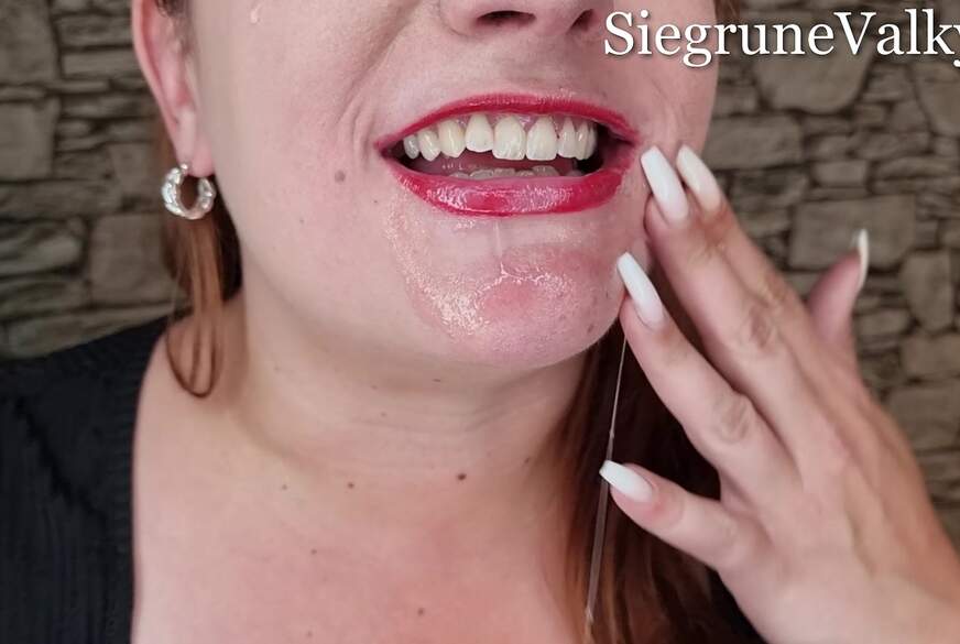 SiegruneValkyra: CloseUpOralFetisch Vol.1