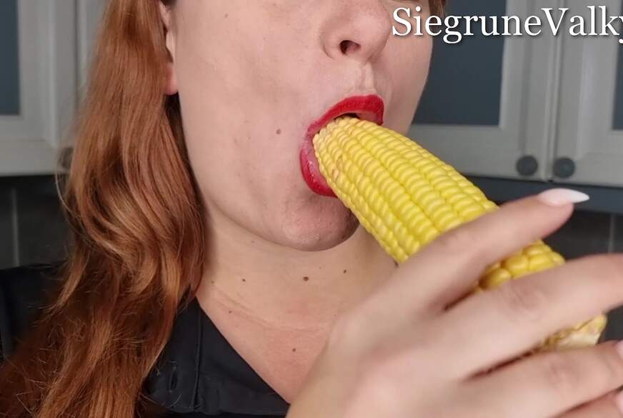 SiegruneValkyra: CloseUpOralFetisch Vol.2