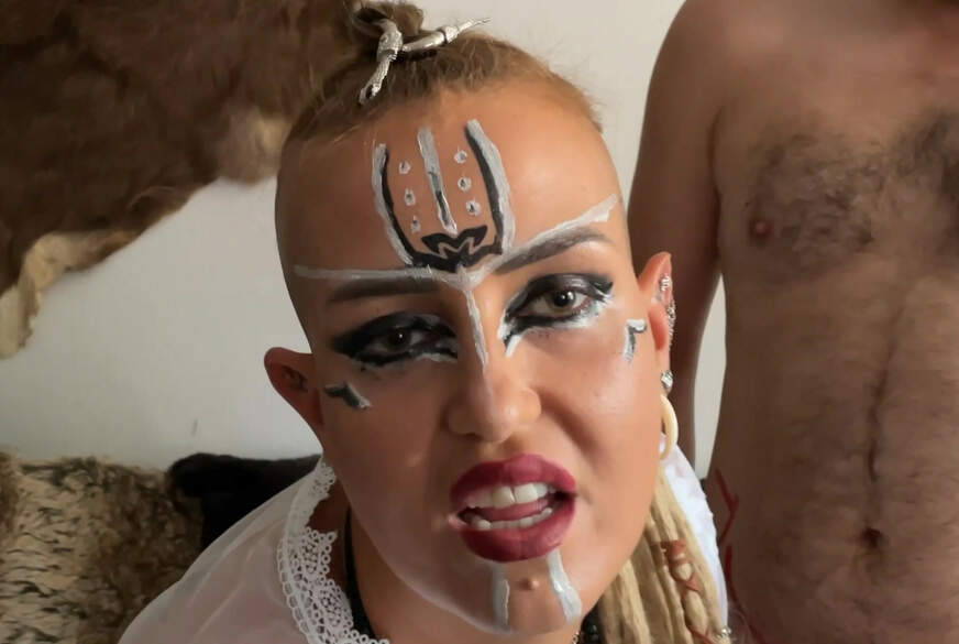 HelgaHel: A********n und durchgel***t - die geilen Spiele mit Wulf gehen weiter