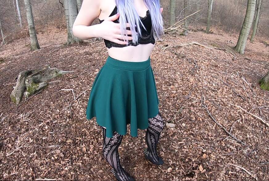 LovlyLuna: 18 Jährige wird Outdoor g*****t !!!