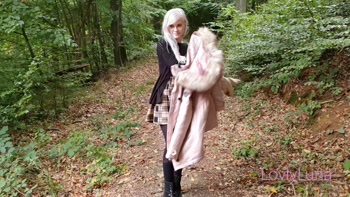 Riskanter öffentlicher B**wjob im Wald !