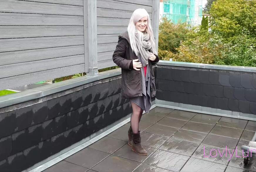LovlyLuna: Vier mal g*****t ! Sogar in meine Nylons !!