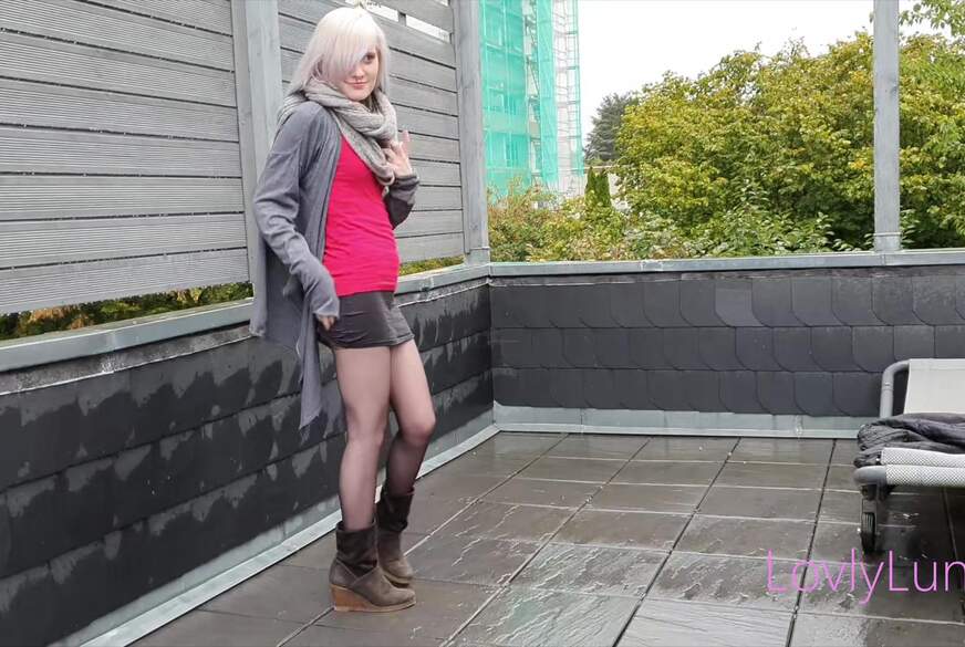 LovlyLuna: Vier mal g*****t ! Sogar in meine Nylons !!