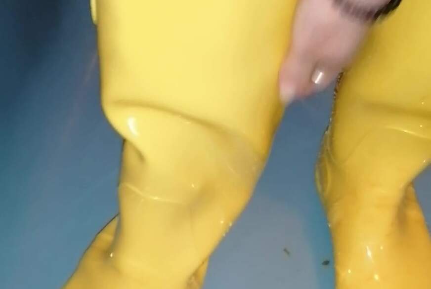 Magdasophie: P****n in meine Gummistiefel