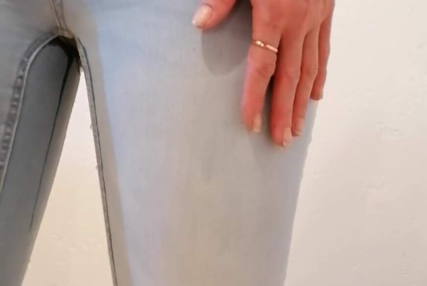 Magdasophie: Jeans P**s in Gummistiefeln