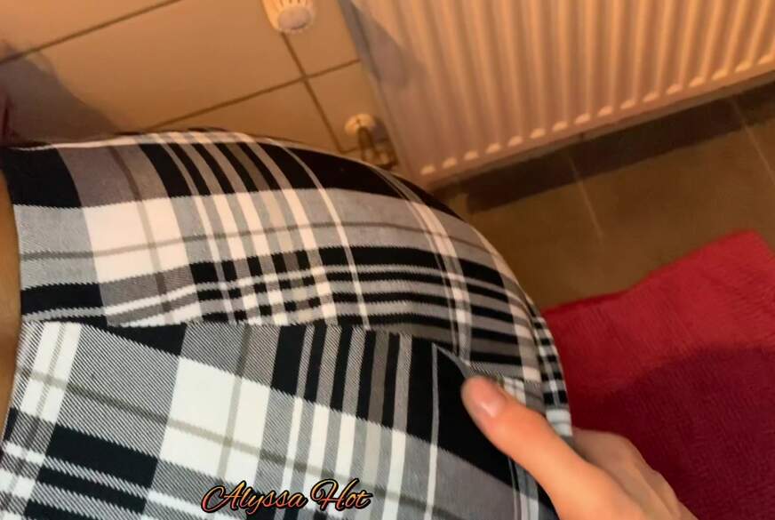 Alyssa-Hot: Fremdgänger! Nachbar s*******rt die Aushilfe.