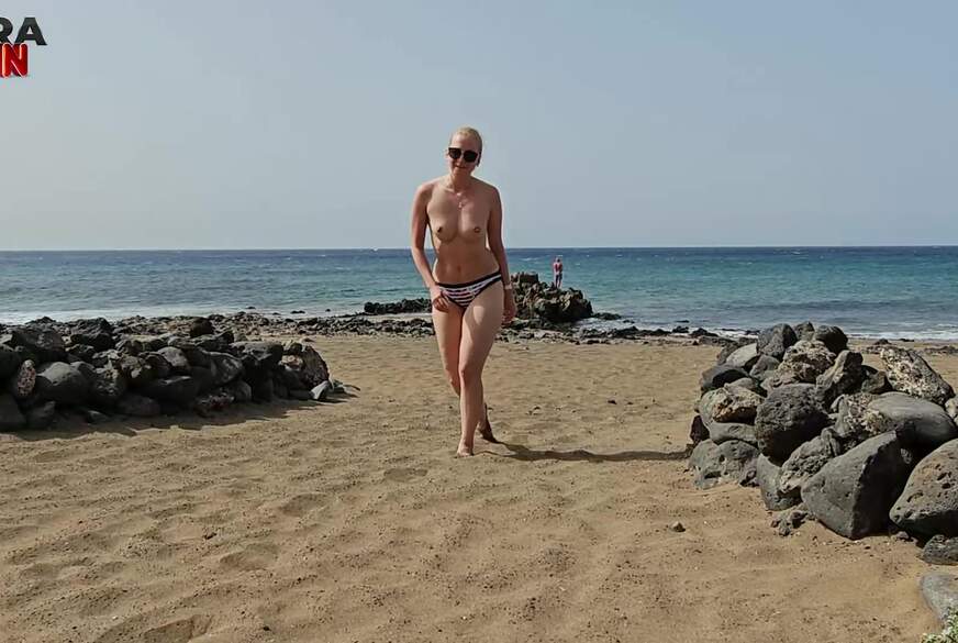 Heißer Strandf**k mit MEGA-c******e von Lady-Tamara pic2