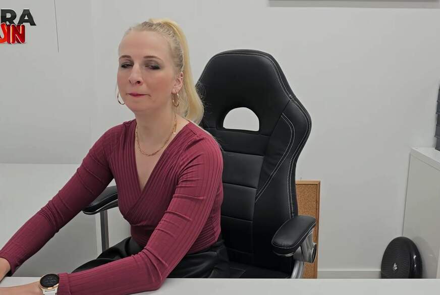 Würden Sie mich F****n Chef? von Lady-Tamara pic2