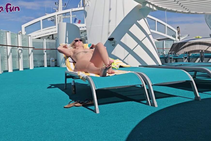 PUBLIC P***y auf dem Kreuzfahrtschiff von Lady-Tamara pic2