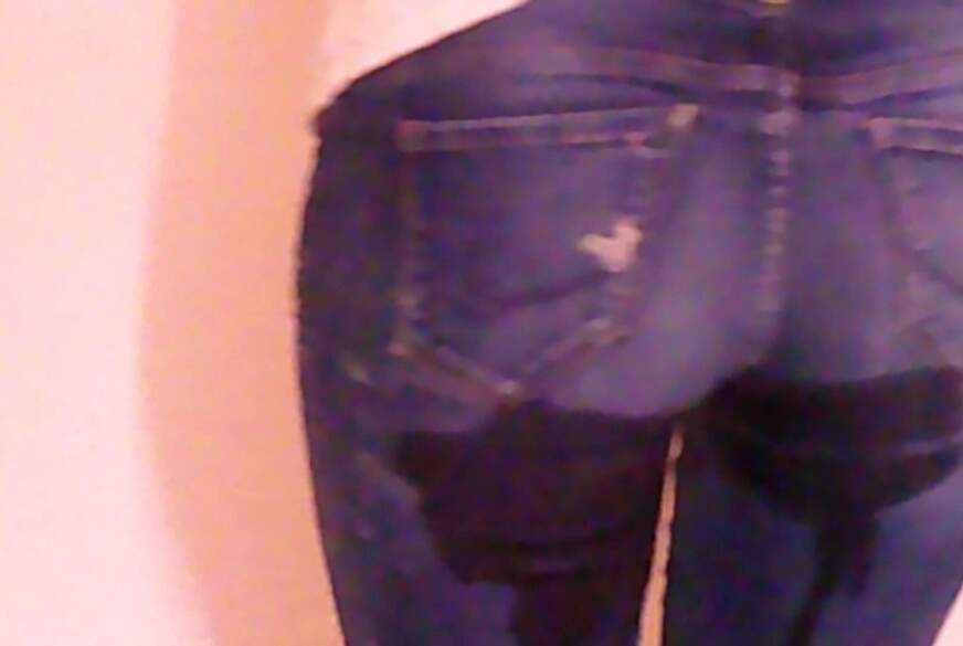 Sexy-Dany: Beim Malern in die Hose g*****t.