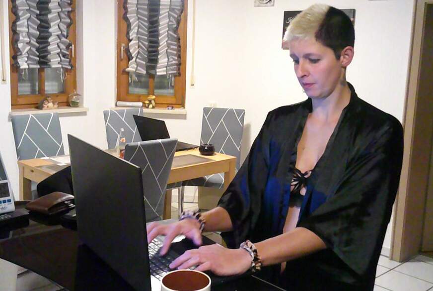 Bewerbung um einen A*******k von Sexy-Dany pic1