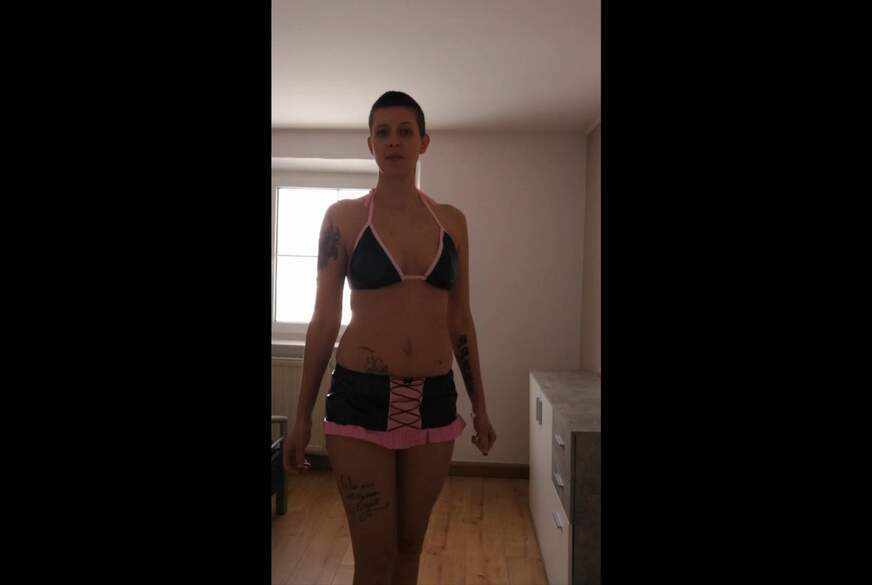 Sexy-Dany: Meine geile Dessous Show - Teil 1