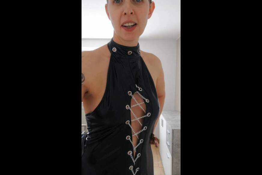 Sexy-Dany: Meine geile Dessous Show - Teil 1