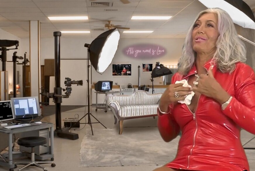 LadyJoanna: Mini P***s beim Casting