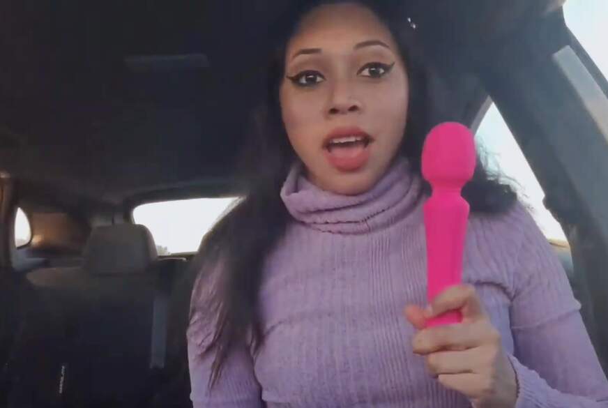 NaughtyPocahontas: I become a naughty doll masturbating in the car