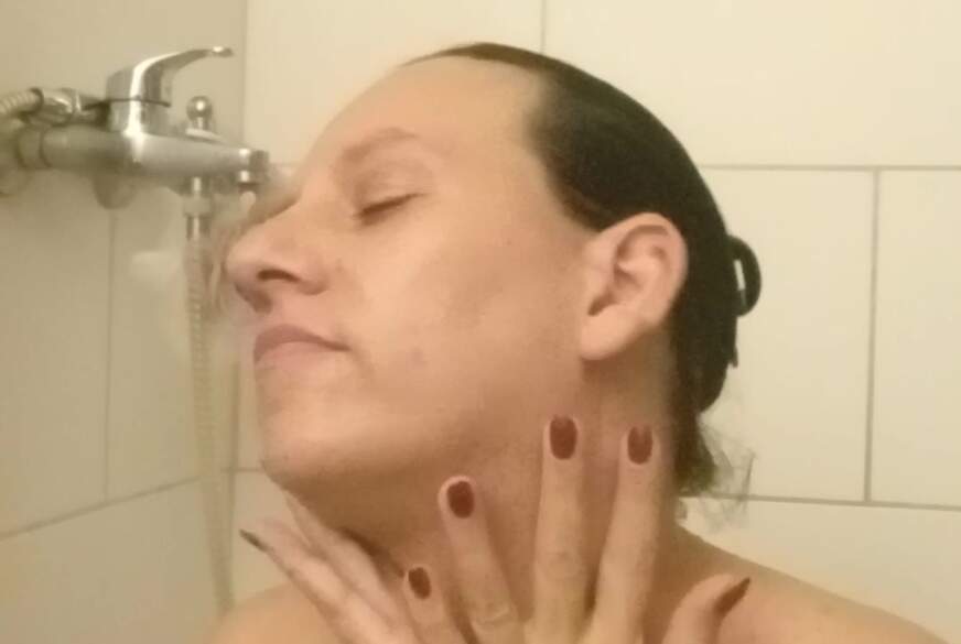 Sexylady7: Unter der Duschen