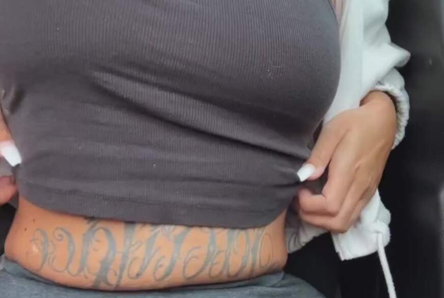 Aileeninkx: Heiße Spiele im Auto