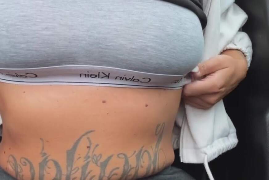 Aileeninkx: Heiße Spiele im Auto