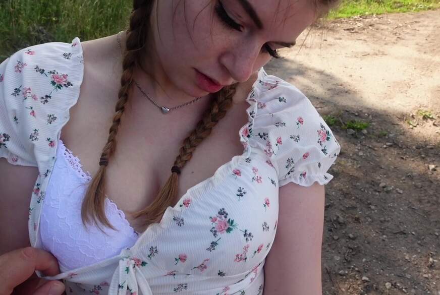 Ellynora: Ich will shoppen er will f****n! mein erster riskanter Outdoor B**wjob