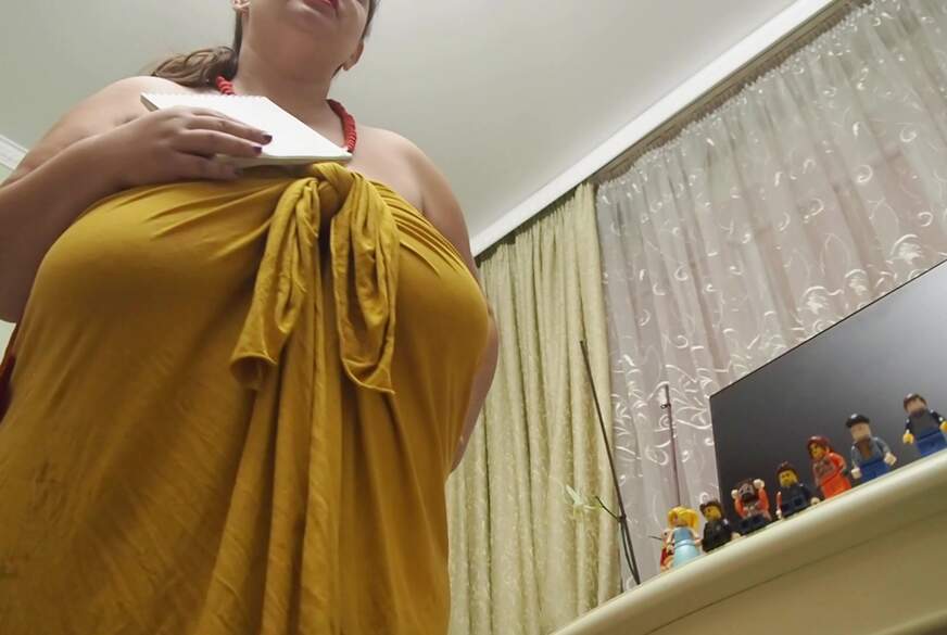 NinaDoll: Giant BBW businesswoman seducing tiny businessmans