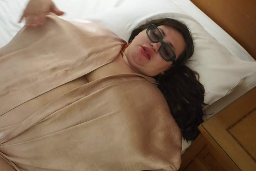 NinaDoll: Step- mom teach you t********g some lotion taboo