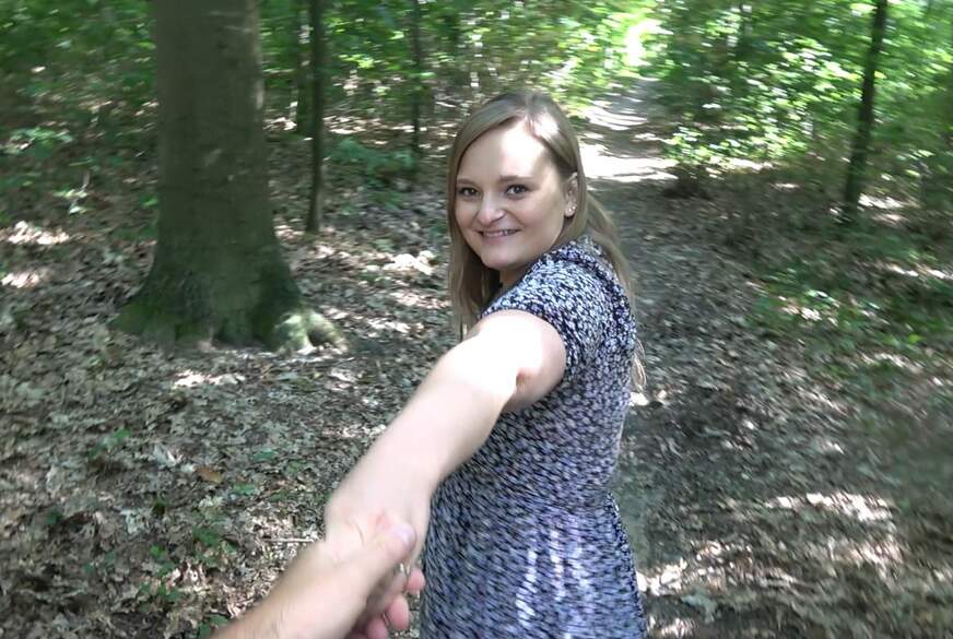 Lina-Mila: POV Kommst Du mit mir? Auf AO Wandertour in den Wald?!