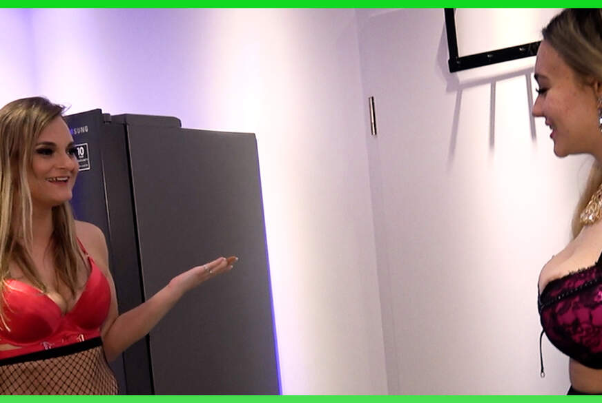 Lina-Mila: KÜHLSCHRANK DILDO SEX?! FREUNDINNEN KOCHTAG ESKALIERT MIT LESBEN TOY ORGASMUS!