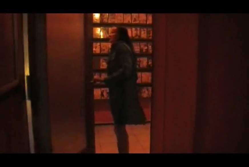 Mein erster Besuch im Pornokino von Michelle-Diamond