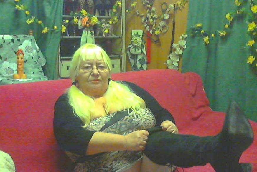 Gierige f*****e L****r von OmaRia pic3