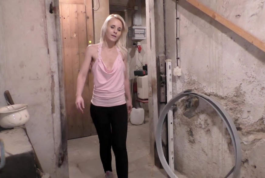 P*****ser V***r meiner Freundin - A**l C******e von AshleeCox pic3