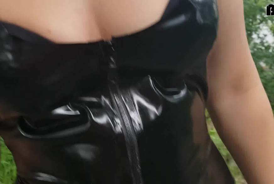 Latex A***h Outdoor v***********t von MariellaSun pic3