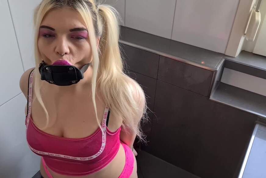 MariellaSun: Extreme H******e D********t Training!