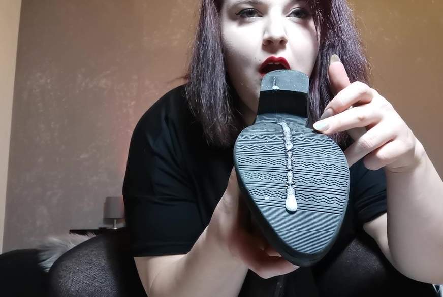 F***s meine göttliche R***e von meiner Sohle! von CashladyJacky pic3