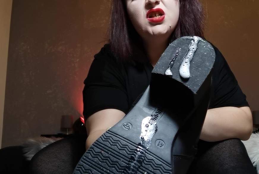 F***s meine göttliche R***e von meiner Sohle! von CashladyJacky pic4