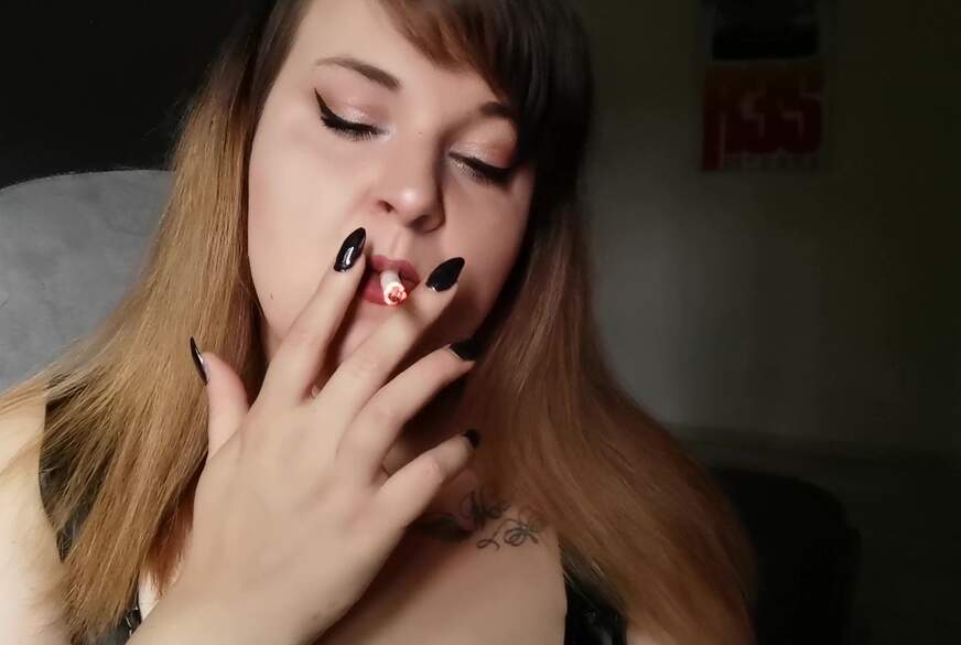 CashladyJacky: Smoke Igno!