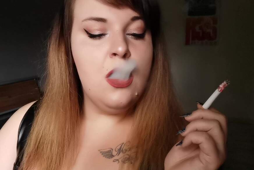 CashladyJacky: Smoke Igno!