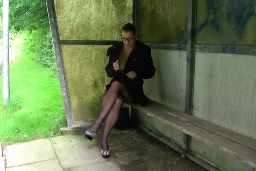 Black Seamless at the Bus Stop von sexy-engel pic4