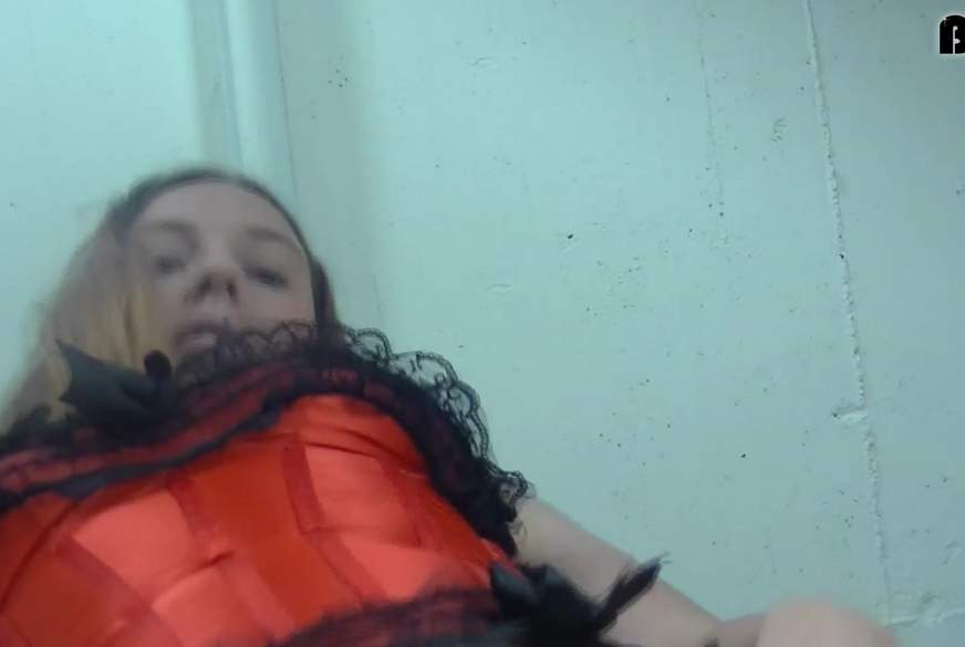 Giantess von P***yDeluxxe pic2