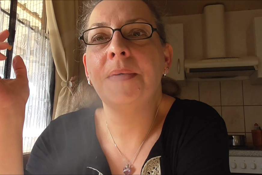 Dein Rauchfetisch! von CashLadyVivian pic2