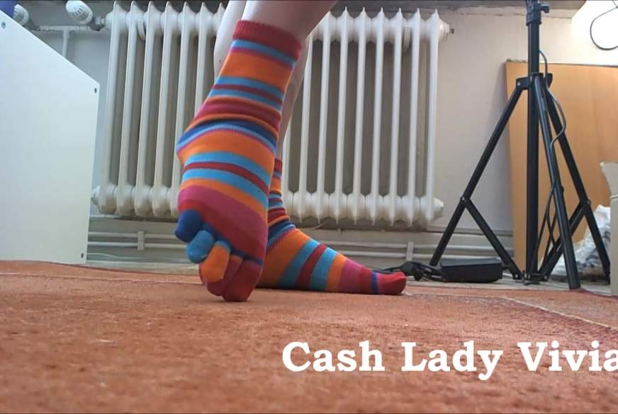 CashLadyVivian: Sockenschnüffler!