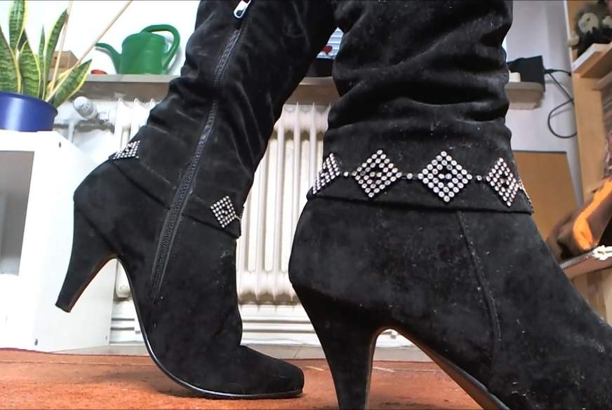 CashLadyVivian: Die Stiefelparade! Teil 2