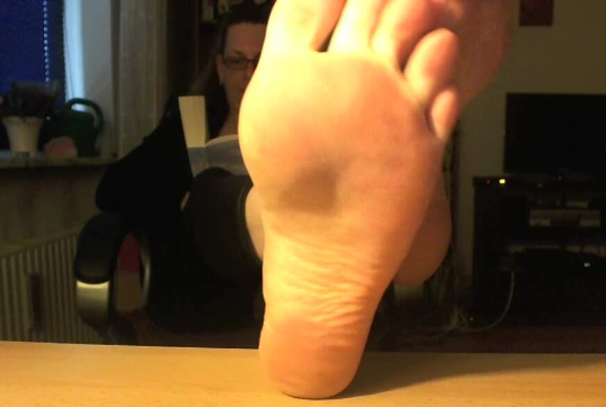 CashLadyVivian: Für dich heute im TV - Meine Sohlen!