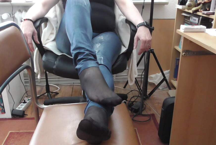 Anbetung Nylonfüsse 1! 2024 von CashLadyVivian pic2