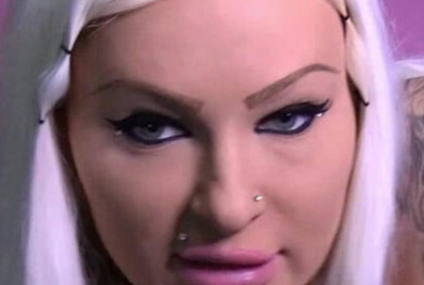 MilaElaine: Ich b**se dir deinen S*****z leer!